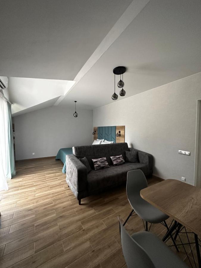 Guest House Гости Pitsoenda Buitenkant foto